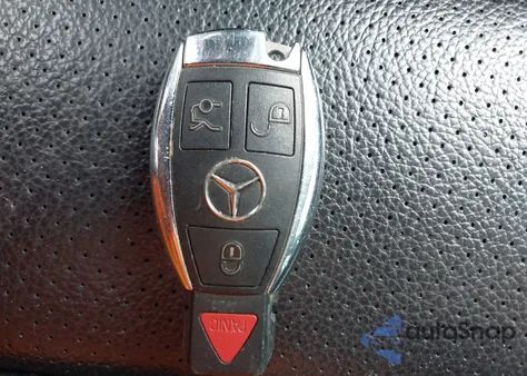 2016 Mercedes-Benz C 300 4Matic/Luxury 4Matic/Sport 4Matic из США, поврежденный, VIN 55SWF4KB6GU126372